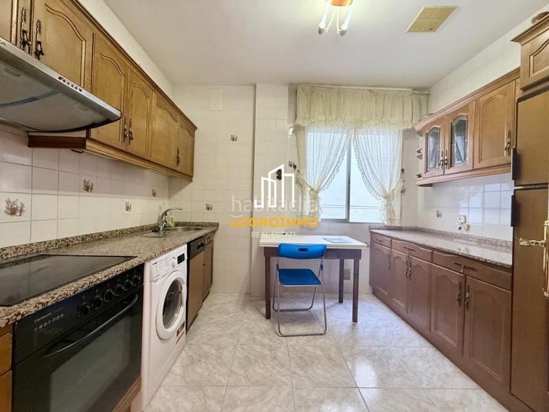 Foto c8705949-fb56-4319-ae93-3cb290fc5806. Piso  en venta en zona avda de la paz, en San Millán - Ayuntamiento Logroño