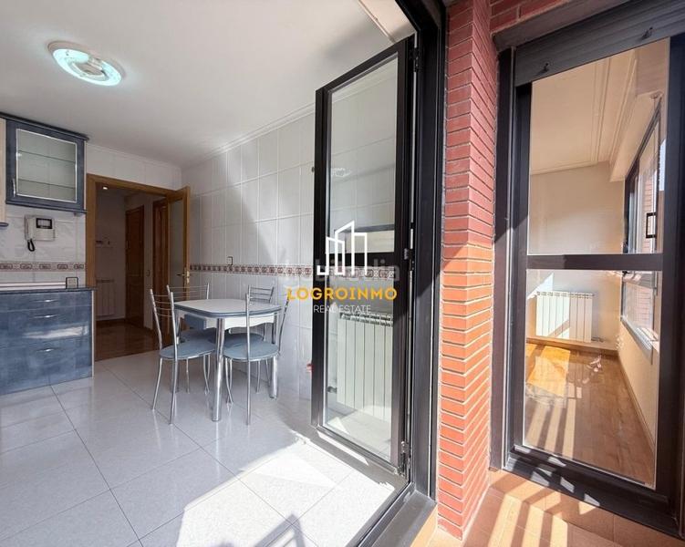 Foto 803e5123-2ac4-4791-967d-8d69ffd4999e. Location appartement avec chauffage parking dans Cascajos - Piqueras Logroño