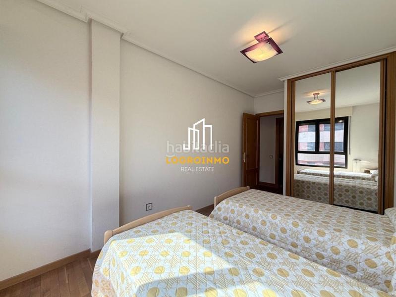 Foto 8f2f0d8c-171b-43d3-9f0e-da3286408a88. Location appartement avec chauffage parking dans Cascajos - Piqueras Logroño