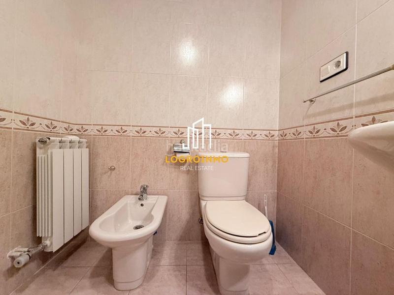 Foto b570d4ab-eb84-420a-91ea-009f2eee9b4d. Location appartement avec chauffage parking dans Cascajos - Piqueras Logroño