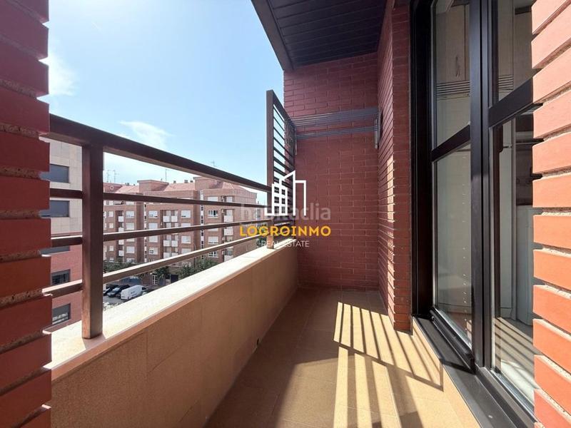 Foto cbb2195b-8f51-4f55-8b8c-e0b3dc25c875. Location appartement avec chauffage parking dans Cascajos - Piqueras Logroño
