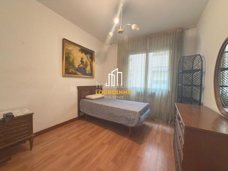 Foto 3c1e22b8-0229-4c7e-9738-337b72d6bf94. Flat with heating in Oeste Logroño