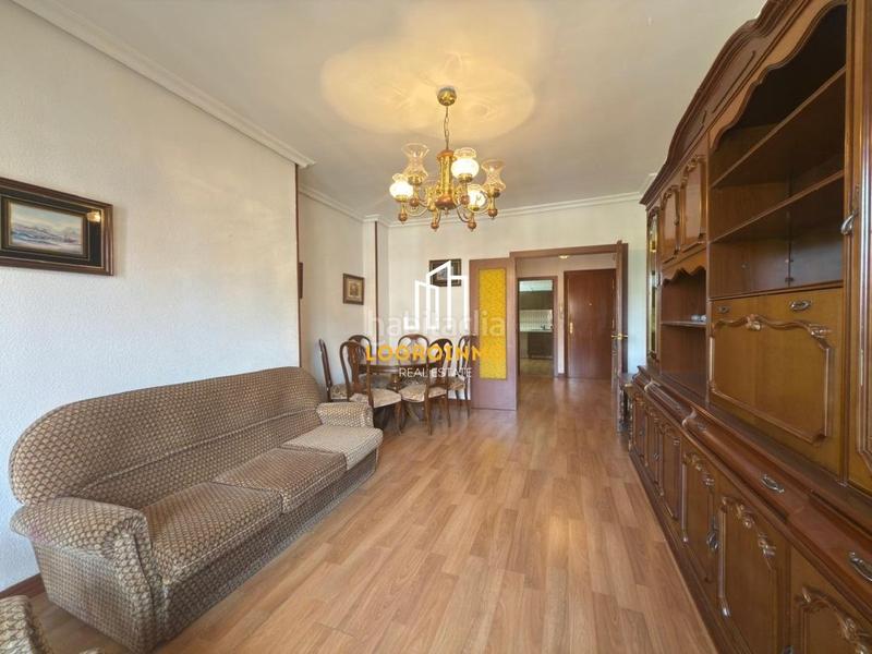 Foto 5b53d262-0b35-4ed5-ab6a-74a35be3c661. Flat with heating in Oeste Logroño