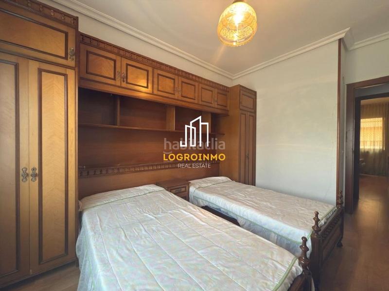 Foto 79358b9c-f6a0-4bae-8486-0c12a5a5d4a4. Flat with heating in Oeste Logroño