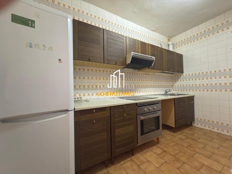 Foto 8dfec15b-263a-490b-9b08-c75a5560f686. Flat with heating in Oeste Logroño