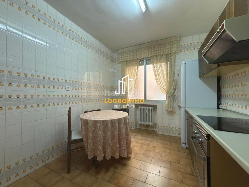 Foto bcce680e-5a5a-4324-b3e7-aa2c13dd0735. Flat with heating in Oeste Logroño