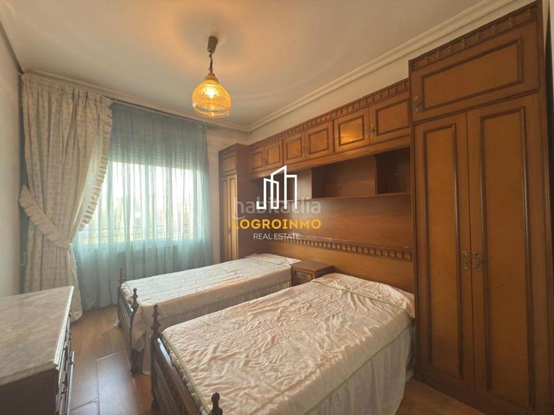 Foto d735b0cb-bad9-4a2d-b195-8514f4aa27ee. Flat with heating in Oeste Logroño