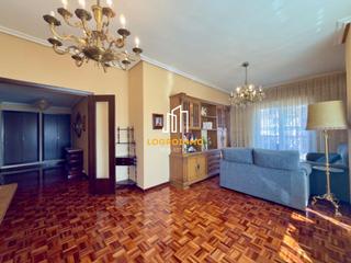 Etagenwohnung in Residencia. Piso en venta en avda. solidaridad, logroño