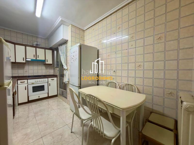 Foto 1a0a3a0a-1745-4113-a7b5-07a3ffac7496. Appartement avec chauffage parking dans Juzgados Logroño