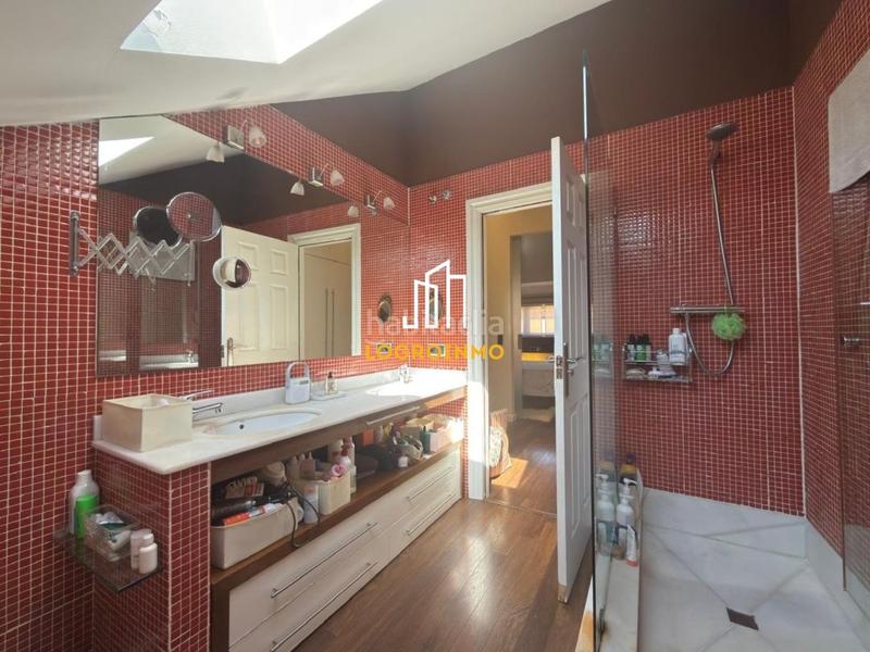 Foto 1f18e5bd-46c9-4aa3-8330-9f73ce7d0a29. Pis amb calefacció aparcament piscina a Villamediana de Iregua