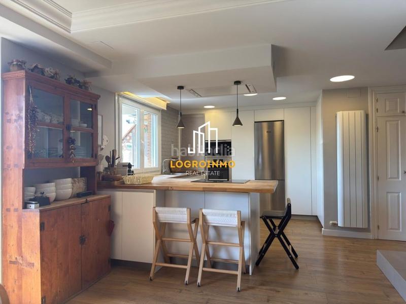 Foto 34ae146a-46b6-4faa-9521-449ddd903e96. Pis amb calefacció aparcament piscina a Villamediana de Iregua