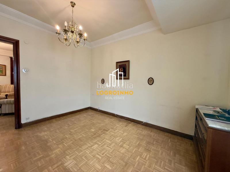 Foto f6a99e6c-1d44-4357-8558-9a80506b567e. Pis amb calefacció a Gran Via Logroño