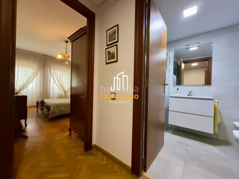 Foto 8a2502e2-455d-4418-97f9-2e33d0eea9d1. Pis amb calefacció aparcament a Gran Via Logroño