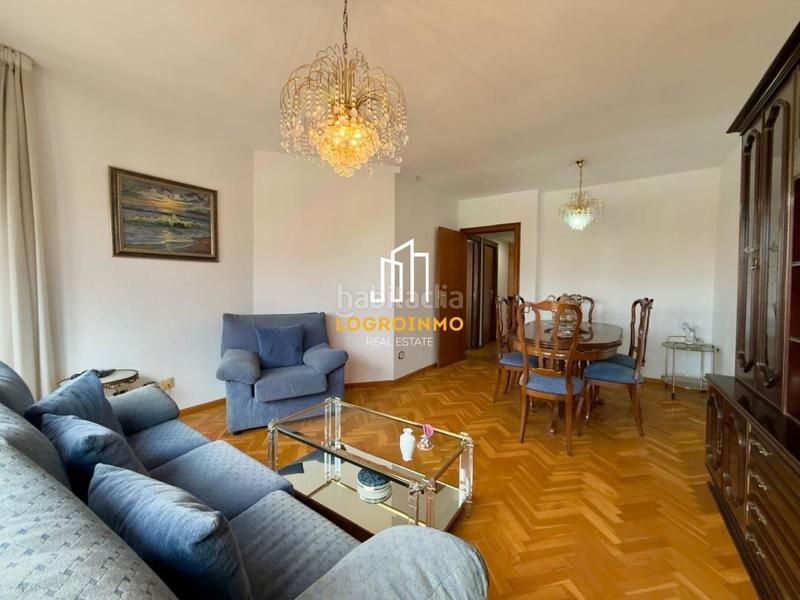 Foto d27ce748-94b0-4723-812b-92f466f3c2c6. Pis amb calefacció aparcament a Gran Via Logroño