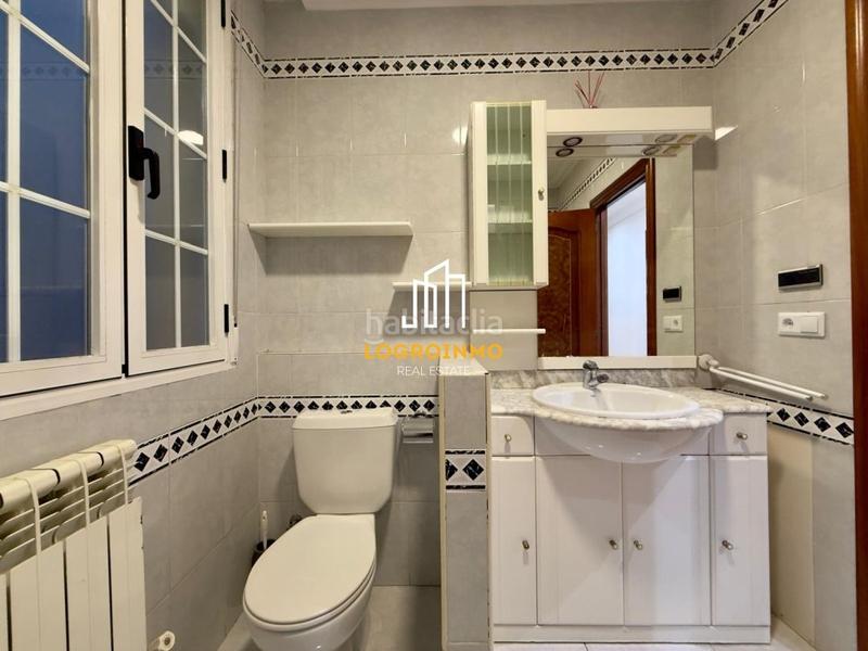 Foto bd0ae78a-c5b7-4799-8f7d-26568981ffd0. Affitto appartamento con riscaldamento in Gran Via Logroño