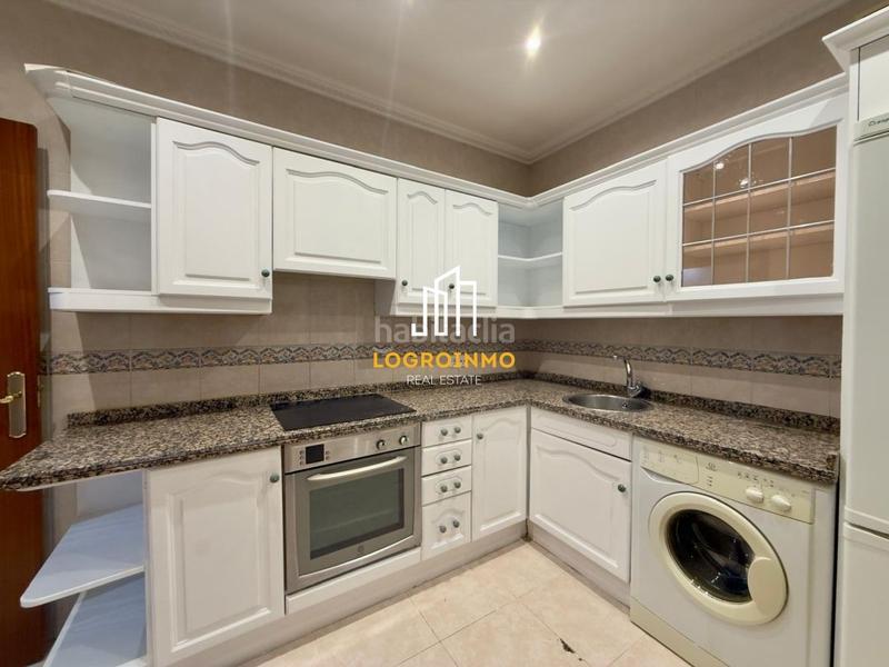 Foto ec2d6a90-7d53-4d5d-bee4-027ab0ed1f20. Affitto appartamento con riscaldamento in Gran Via Logroño