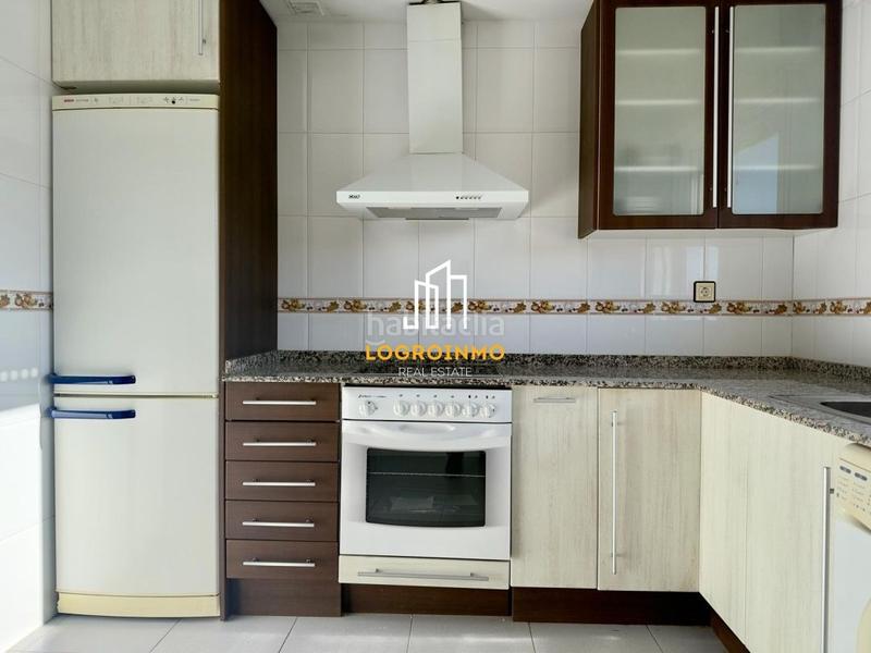 Foto 6a381073-b14e-443f-8d4f-f9d17b5198b6. Appartamento con riscaldamento parcheggio in Villamediana de Iregua