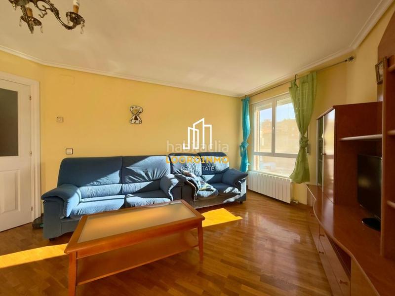 Foto b7473bfc-e23a-4ee2-80f3-9c490ee59411. Appartamento con riscaldamento parcheggio in Villamediana de Iregua