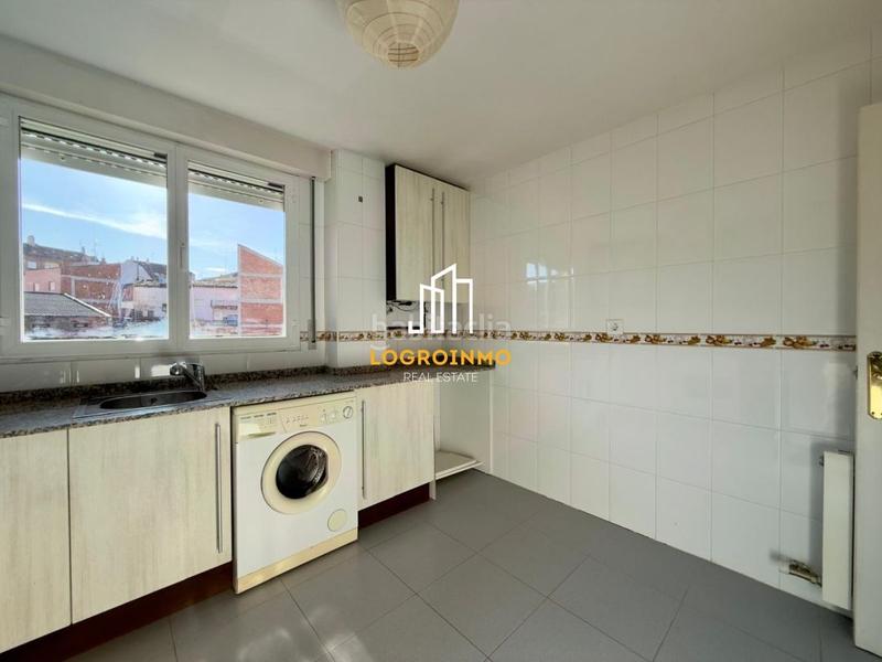 Foto e054741d-49f2-4e8b-b78e-48f99cfd283b. Appartamento con riscaldamento parcheggio in Villamediana de Iregua