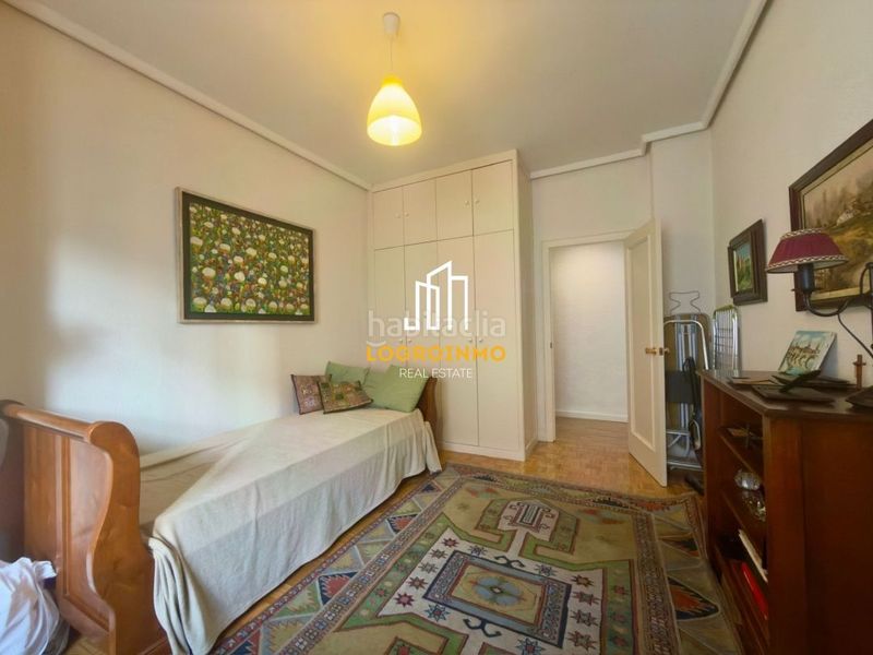 Foto 6c1f2670-bdbe-45d4-974a-03ec3803e450. Rent flat with heating in Gran Via Logroño