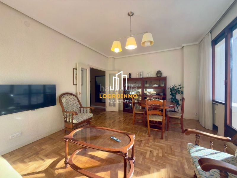 Foto bf856ca3-3583-42fb-990c-1f6c4a131bd4. Rent flat with heating in Gran Via Logroño