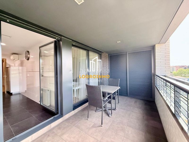 Foto 00f30bee-0b82-4717-994d-420b69a7be37. Flat with heating parking pool in Cascajos - Piqueras Logroño