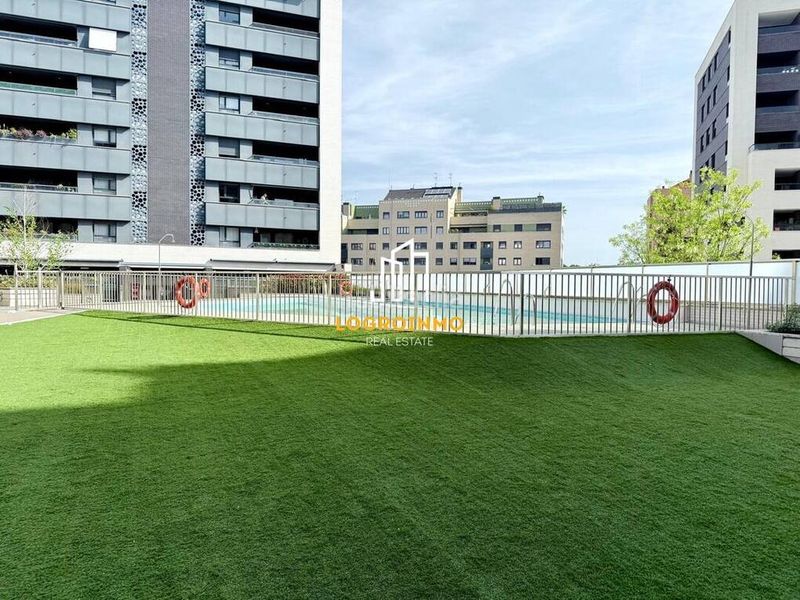 Foto cfa538d5-37c6-43ba-8a50-10c6caa7edf0. Flat with heating parking pool in Cascajos - Piqueras Logroño