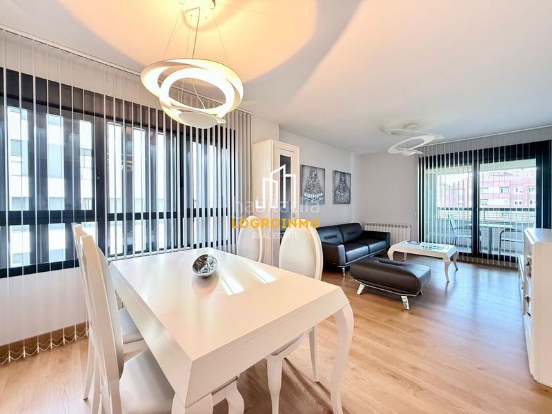 Foto f7b5d744-9bc4-4c67-bb99-82f6b0f91a0c. Flat with heating parking pool in Cascajos - Piqueras Logroño