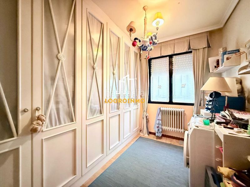 Foto 08108fce-41a2-4314-86dc-291f0913c0d9. Flat with heating in Oeste Logroño