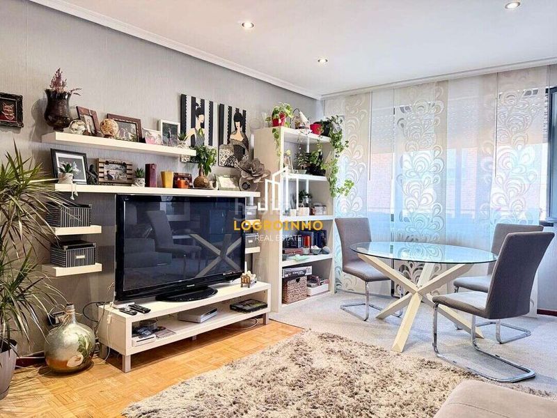 Foto a44ce334-2680-4d0a-9975-a15be52bd72d. Flat with heating in Oeste Logroño
