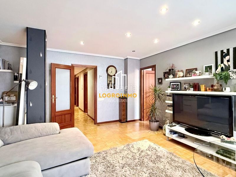Foto e6915a3c-0746-468c-b2a2-5319fc8b2a0b. Flat with heating in Oeste Logroño