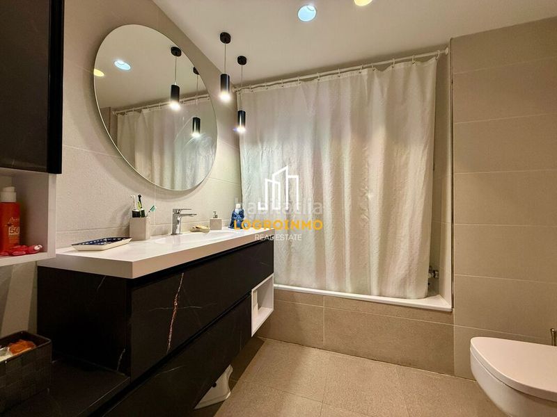 Foto 99c2cdda-8147-400b-9b96-fe74b3a29c7d. Lloguer pis amb calefacció aparcament piscina a Cascajos - Piqueras Logroño