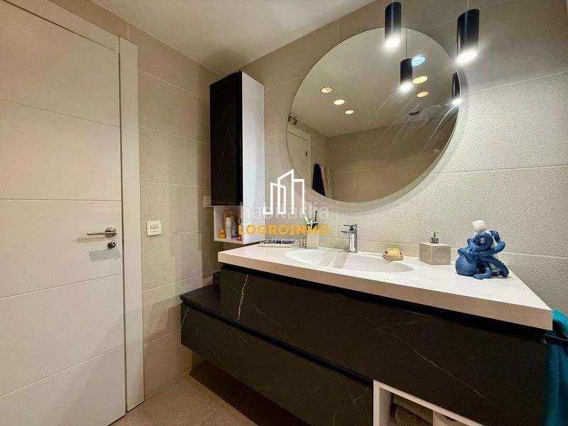 Foto e6976450-9750-40cb-a7e4-113514899b58. Lloguer pis amb calefacció aparcament piscina a Cascajos - Piqueras Logroño