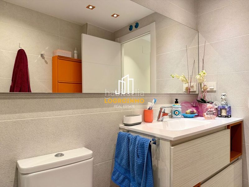 Foto fd9f5b86-7414-4811-9bb7-14bdd52bb7a0. Lloguer pis amb calefacció aparcament piscina a Cascajos - Piqueras Logroño