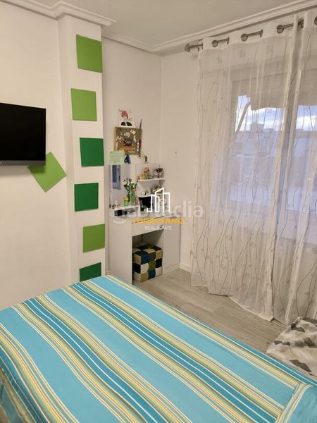 Foto 7a0f8529-2a88-4970-8ab6-ad7e36d5776c. Pis amb calefacció aparcament a Residencia Logroño