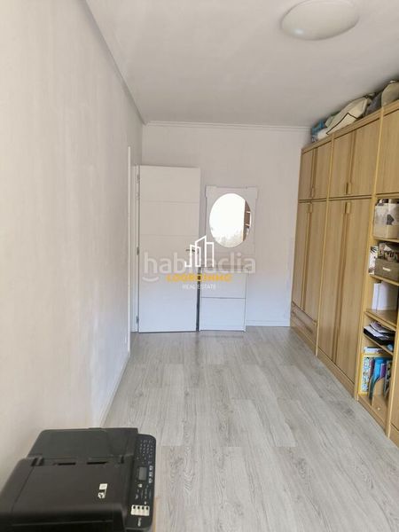 Foto 87c6f0fc-b2ca-4084-b34d-7dc76baf085f. Pis amb calefacció aparcament a Residencia Logroño