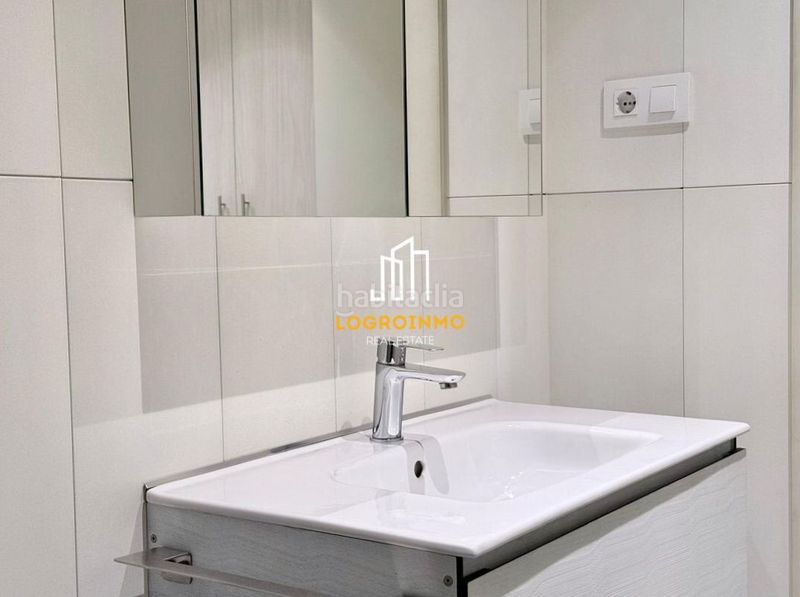 Foto c94fe245-f0a3-4299-a0fb-f5527a994476. Rent flat with heating in Casco Antiguo Logroño