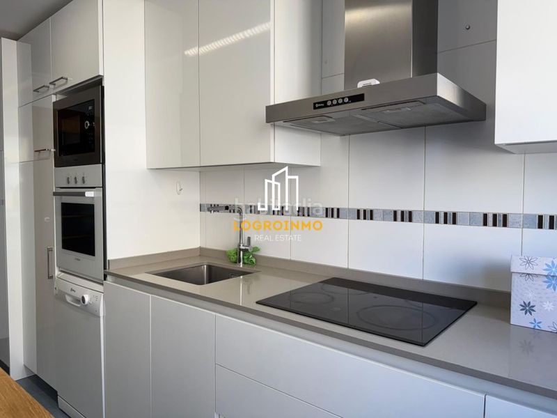 Foto cecab717-781b-4a3f-870f-8536ffcfb6f3. Rent flat with heating parking pool in La Cava - Fardachón Logroño