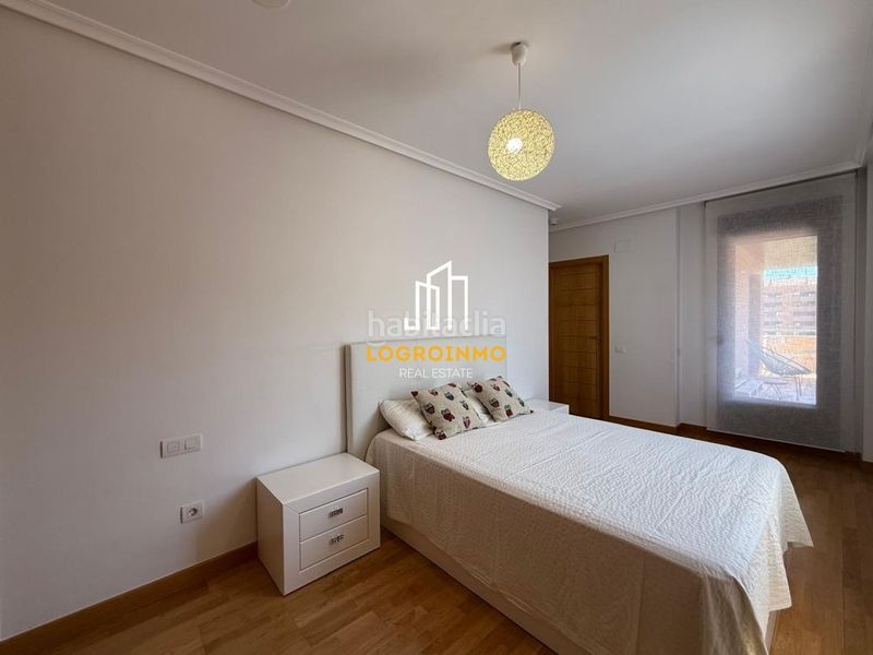 Foto f74575ad-2747-4eea-8813-a7899530b0e9. Rent flat with heating parking pool in La Cava - Fardachón Logroño