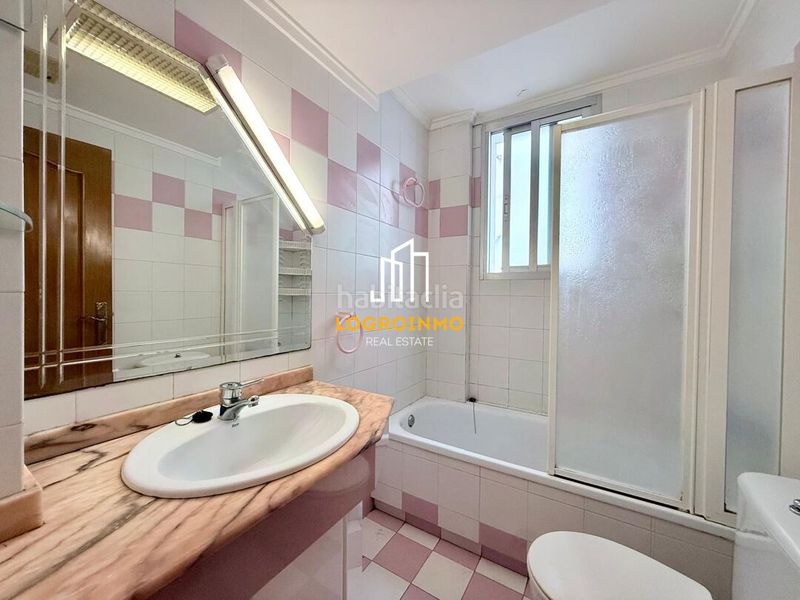 Foto bab2b54e-3d02-49f2-8fb2-d4a1f72f91bc. Flat with heating in Jesuitas Logroño