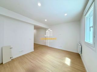 Etagenwohnung en Oeste. Piso en venta en calle berat�a, logro�o