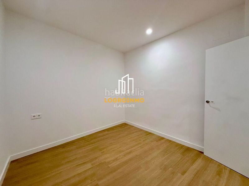 Foto 11891f72-426e-43f7-b280-7a0a62b571c1. Flat with heating in Oeste Logroño