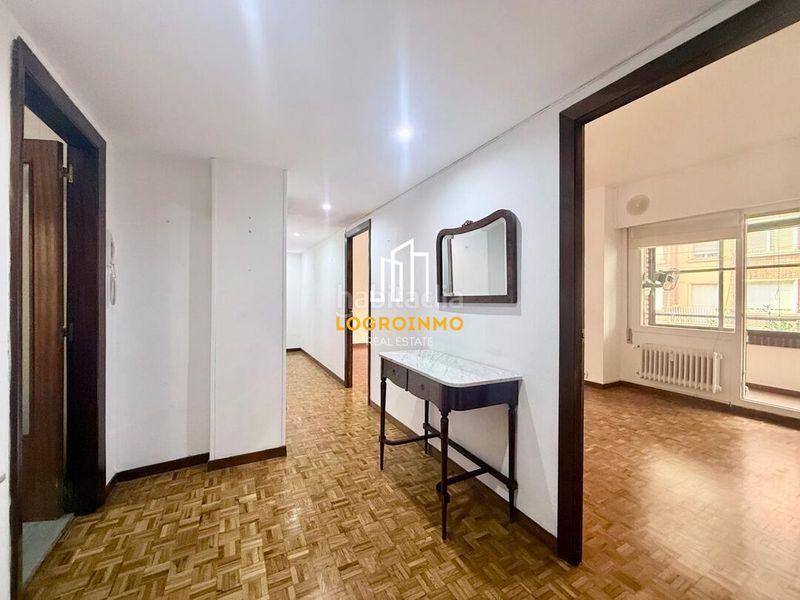 Foto 019d6cf9-f97d-4c35-8db0-9c117c89de3c. Flat with heating in Gran Via Logroño