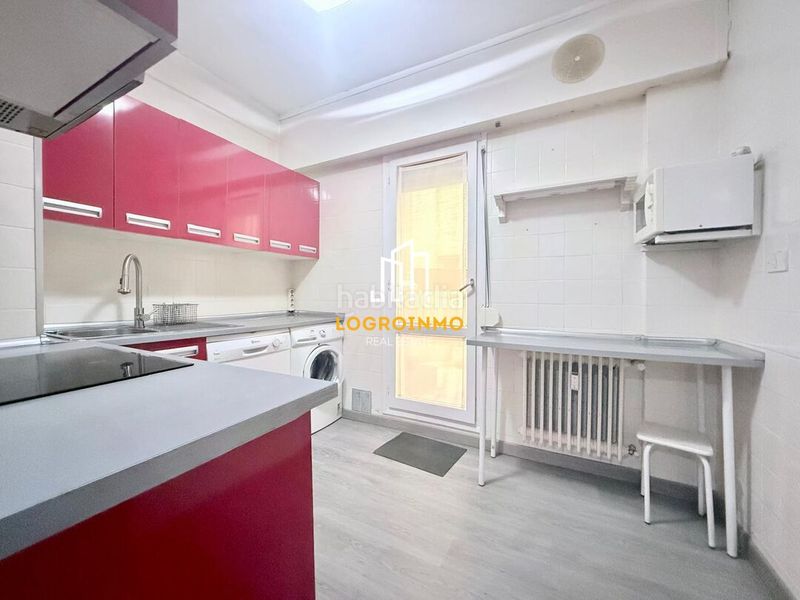 Foto 40b64f8c-6caa-48a7-b1db-9f45c31cd129. Flat with heating in Gran Via Logroño