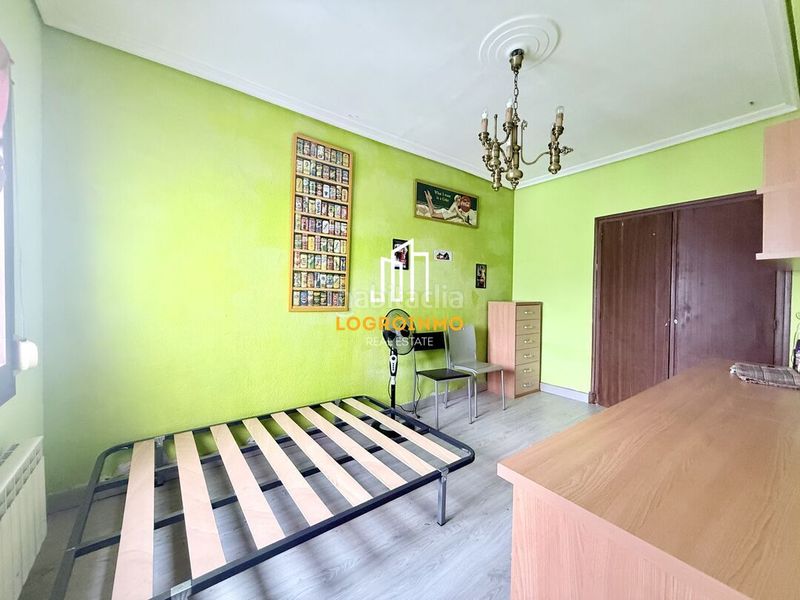 Foto 3eab1318-6312-4112-9a3f-96292ef2e961. Flat with heating in Residencia Logroño