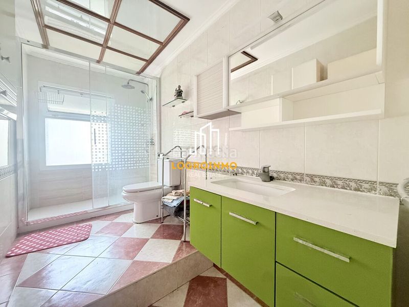 Foto 4ba16c38-b10b-4047-9bf5-3d87813dd537. Flat with heating in Residencia Logroño
