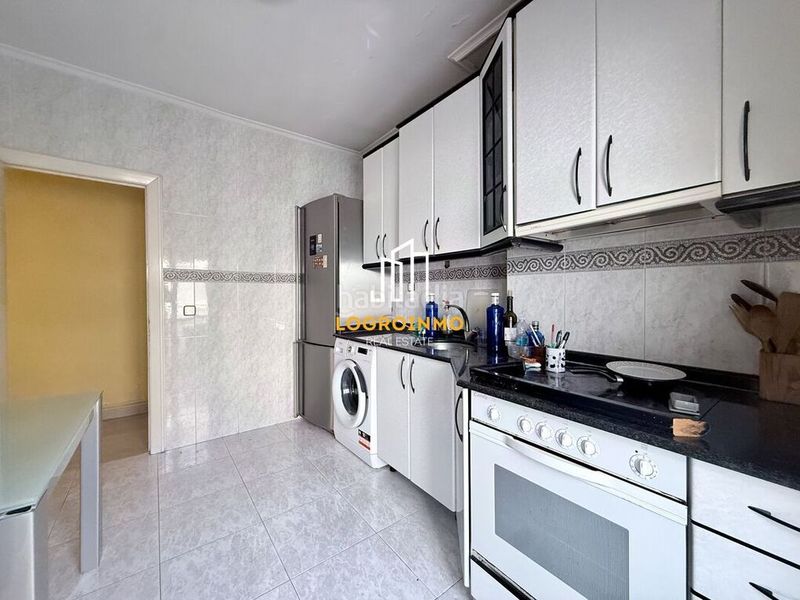 Foto 8f7b37ae-8290-413f-9f69-d08abd3da743. Flat with heating in Residencia Logroño