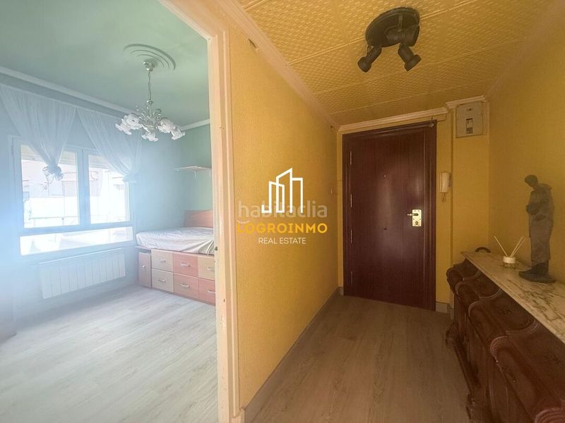 Foto 96a89956-0615-400f-8484-4e412f7e749a. Pis amb calefacció a Residencia Logroño