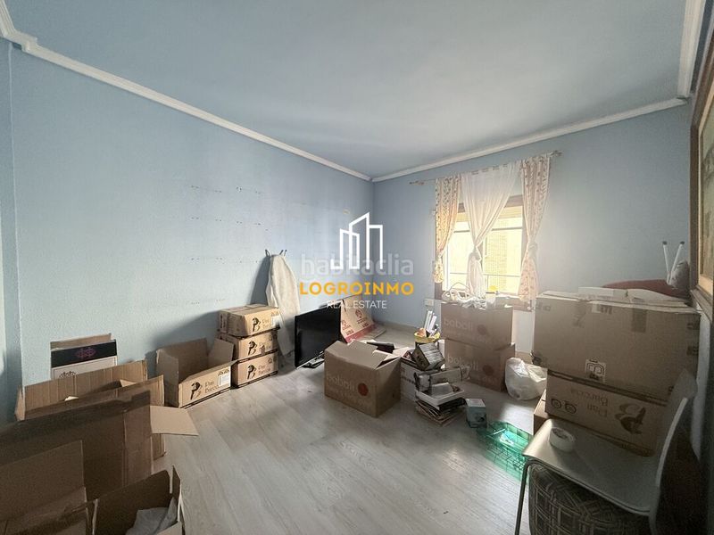 Foto ec6125d1-6c0f-4617-81db-5e3f357e20ef. Flat with heating in Residencia Logroño
