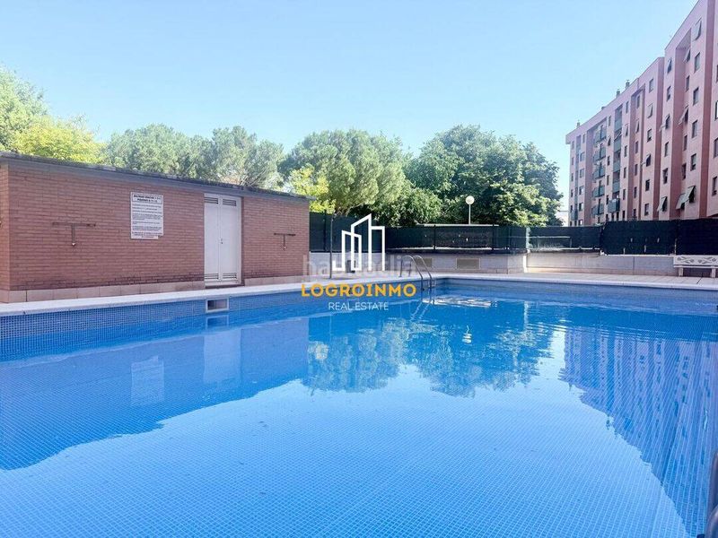 Foto 09ba38df-e37a-4348-805a-d9f597bdc549. Flat with heating parking pool in Cascajos - Piqueras Logroño